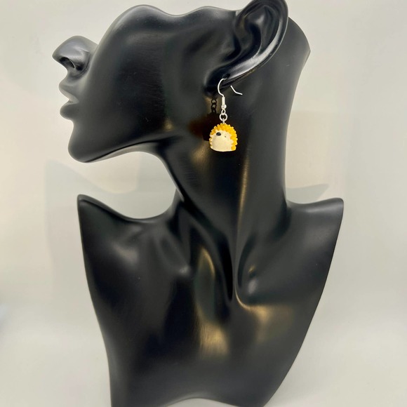 Hedgehog Earrings - Porcupine Earrings - Animal Earrings - Cute Animal Earrings - Picture 9 of 10